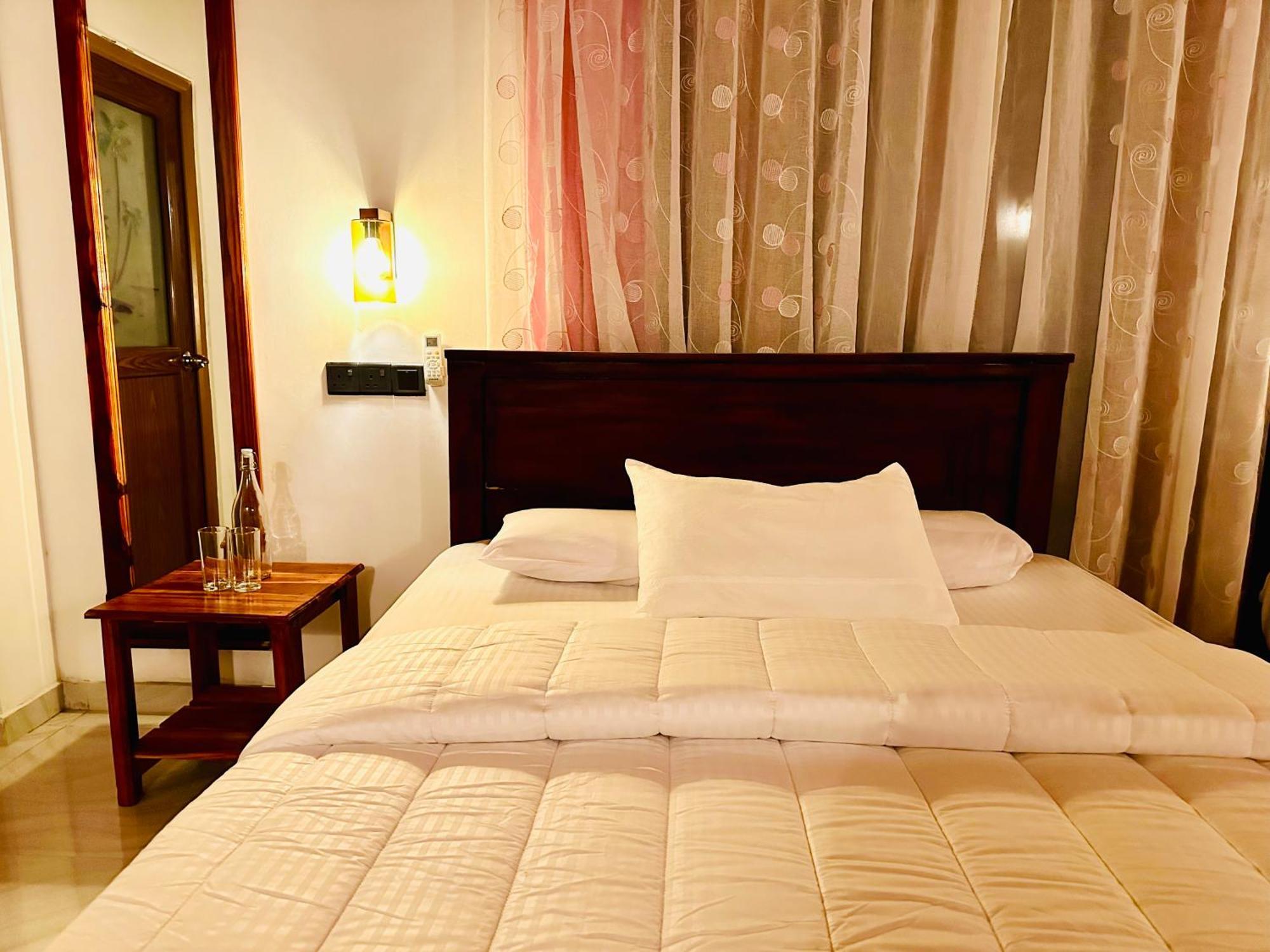 Green Sapphire Holiday Resort Wilpaththu Вилпату Екстериор снимка